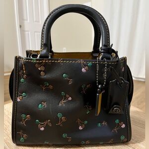 COACH 1941 ROGUE WITH CHERRY PRINT